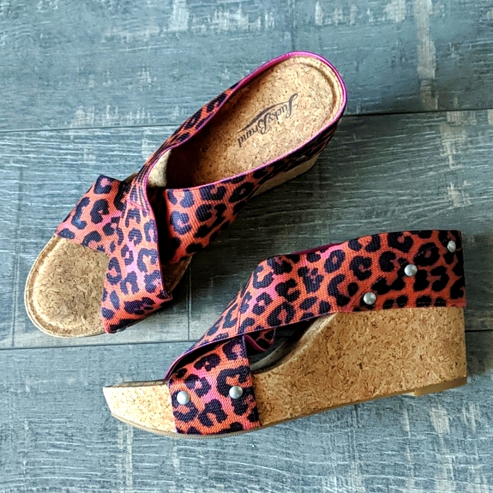 Lucky Brand Miller Pink Leopard Platform Wedge 126